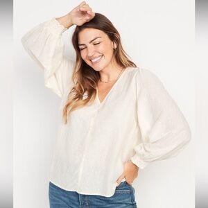 Old Navy Long Sleeve Clip-Dot Blouse, Creme de la Creme, size L